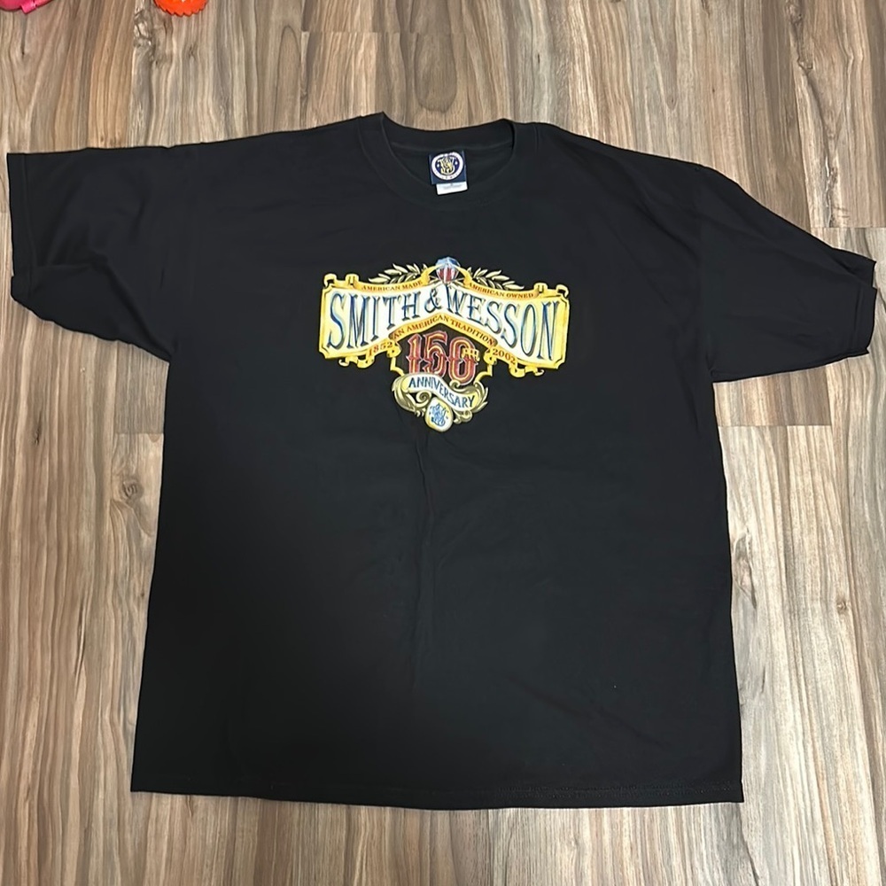 Smith & Wesson 150th anniversary T-Shirt size xl